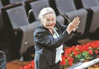 山高自有人开路 郑小瑛执棒《土楼回想》