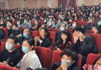 “津味”相声正在恢复往昔热闹的欢乐场面