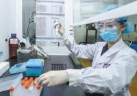 如何让广大科技人员心无旁骛攻主业？