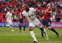 以7分获得D组头名 “三狮军团”有可能对阵夺冠大热