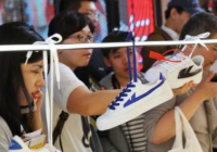 中国消费者用脚投票 国货再迎“觉醒时代” 中国消费者用脚投票 国货再迎“觉醒时代”