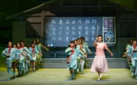 国家大剧院歌剧演员队接力登台 《夏日彩虹》再度回归舞台