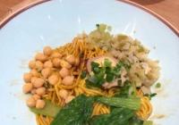 当代“下厨困难户”有增无减 外卖时段日益趋向全天候