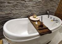 适当降低洗澡频率 冬季每周洗澡两三次为宜